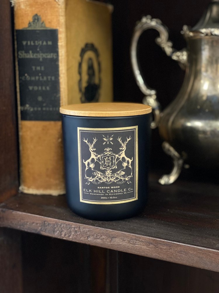 SANTOS WOOD CANDLE 10.5 oz - Notes: Natural Palo Santo, Cedar, Sage, Clove, Cypress