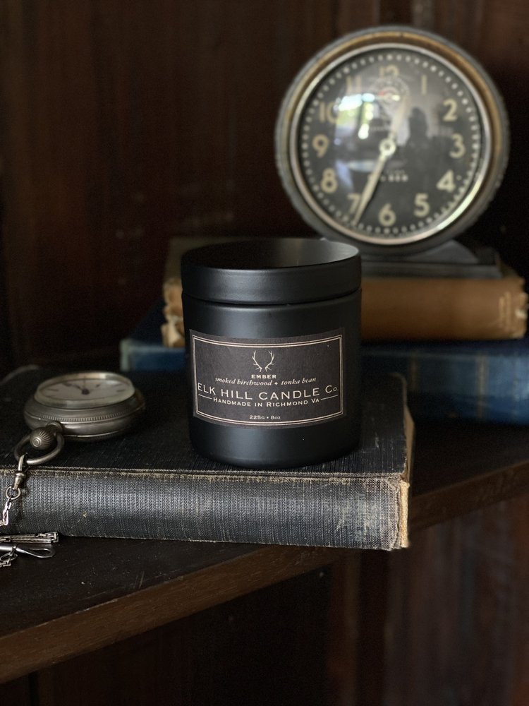EMBER CANDLE - Notes: Smoke, Birch Tar, Tonka Bean